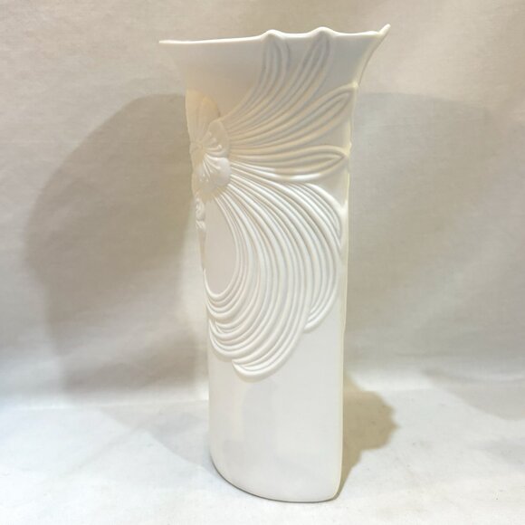 VTG AK Kaiser Germany Bisque White Porcelain Floral Vase - Picture 5 of 11